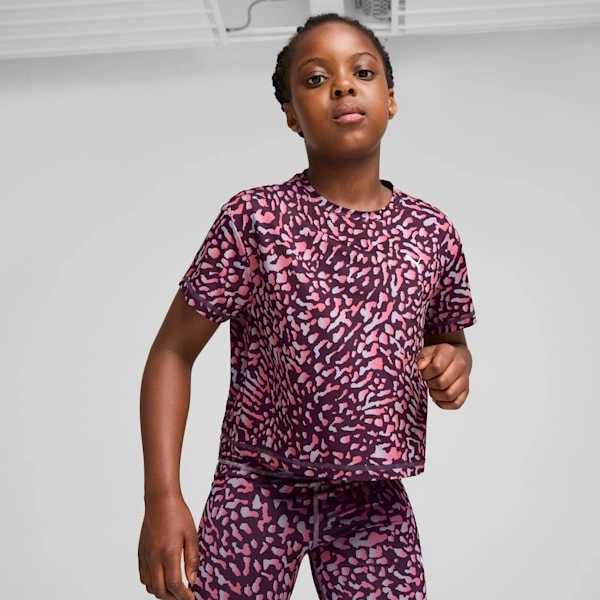 PUMA's Tog Favorit Kort Ærmet T-shirt til Store Børn: Klar til Leg og Eventyr!